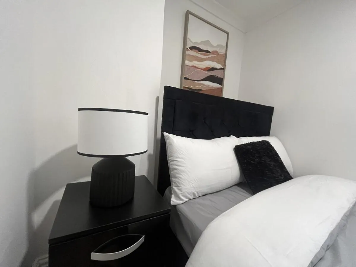 Stylish Two Bedroom Apartment Cardiff Egyesült Királyság
